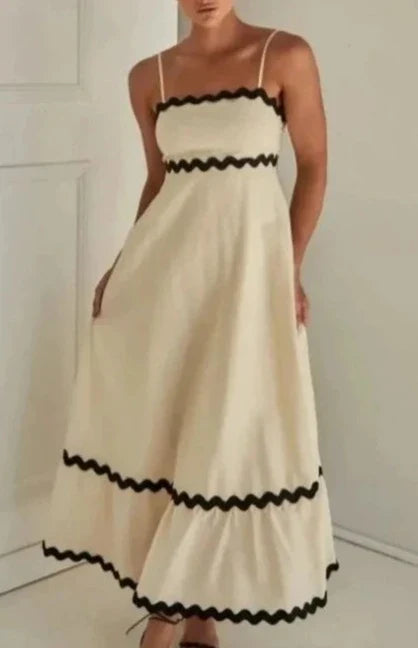 Vestido midi con aplicación de suaves ondas AR275